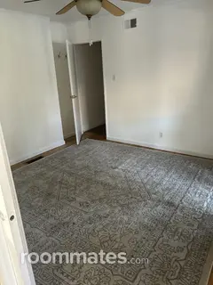 Room for rent in Sacramento, CA $850, house