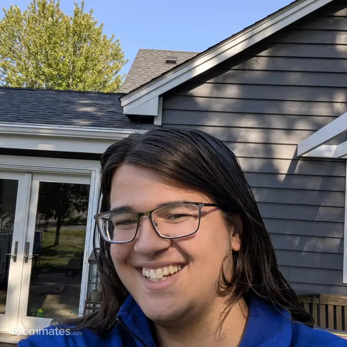 Roommate looking Minneapolis, MN, $900