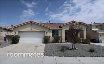Room for rent in Victorville, CA $1300, house