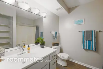 Room for rent in Valparaiso, IN $750, apartment