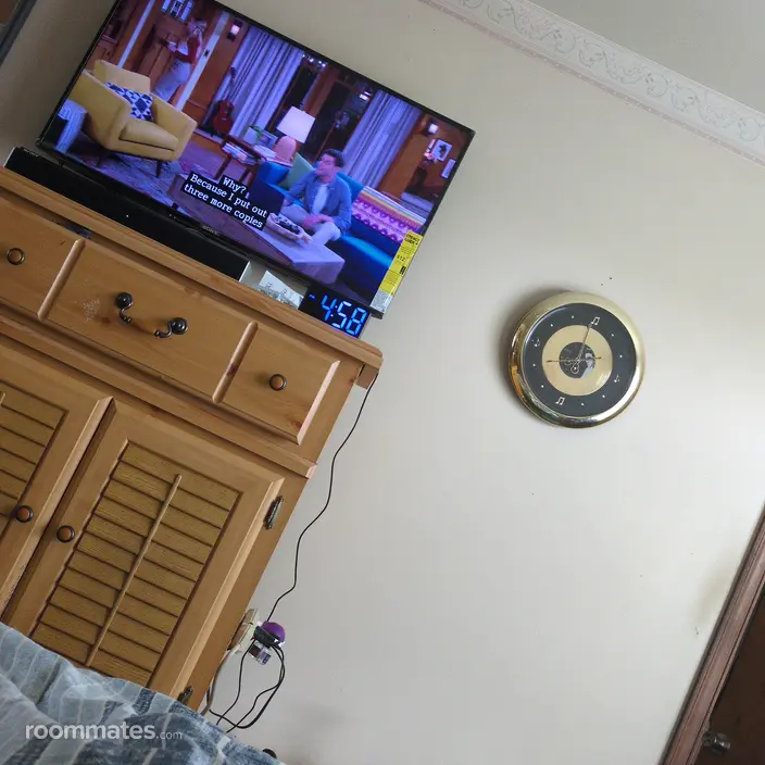 Room for rent in Newark, DE $650, house