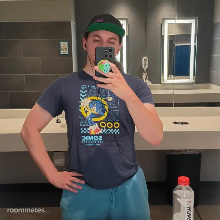 Roommate looking Independence, KY, $700