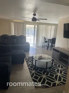 Room for rent in Tucson, AZ $700, house