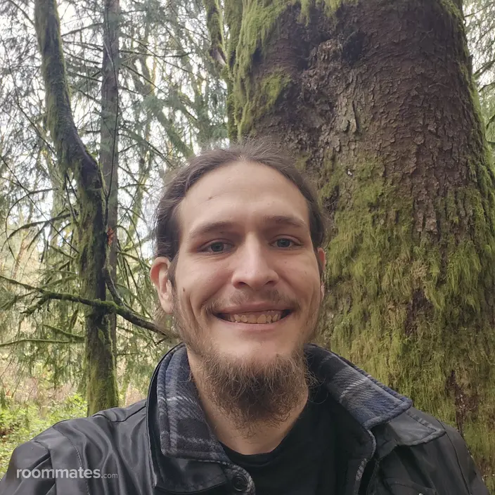 Roommate looking Hillsboro, OR, $700