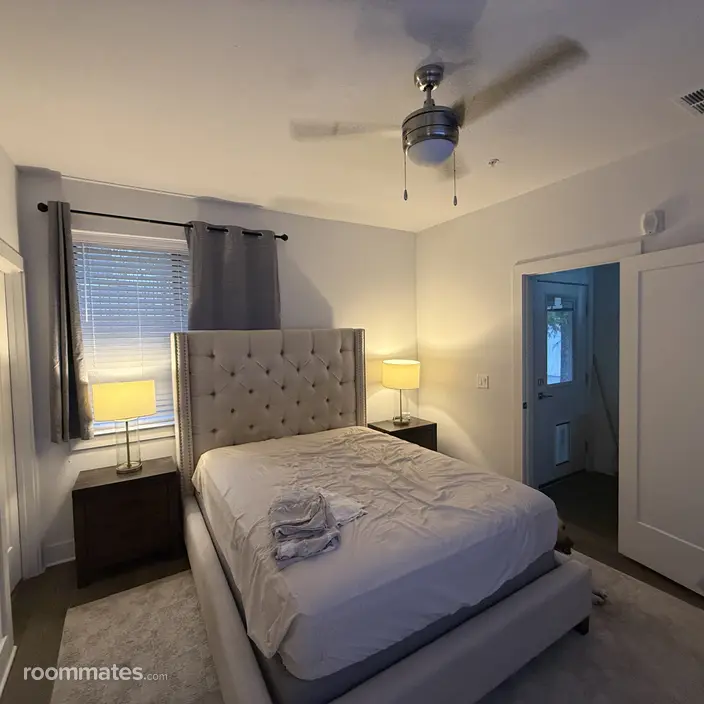 Room for rent in Lakeway, TX $1200, townhouse