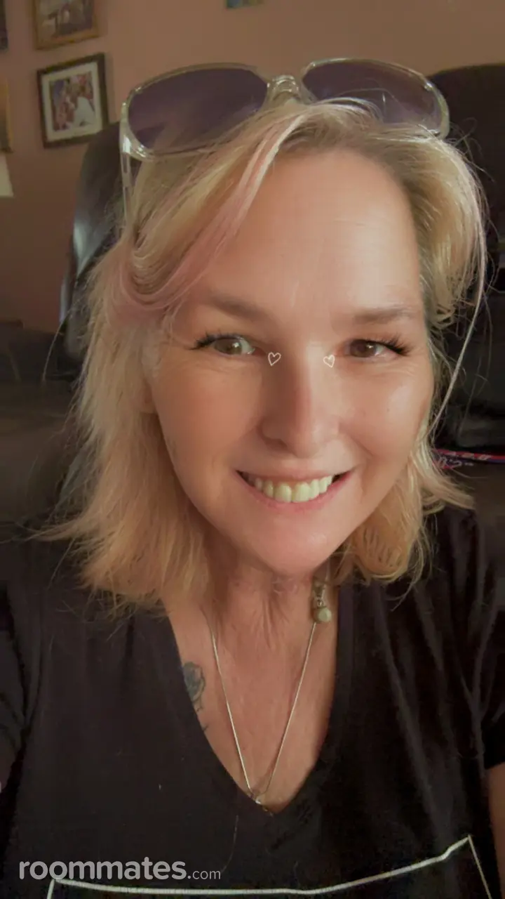 Profile photo 4 of 6