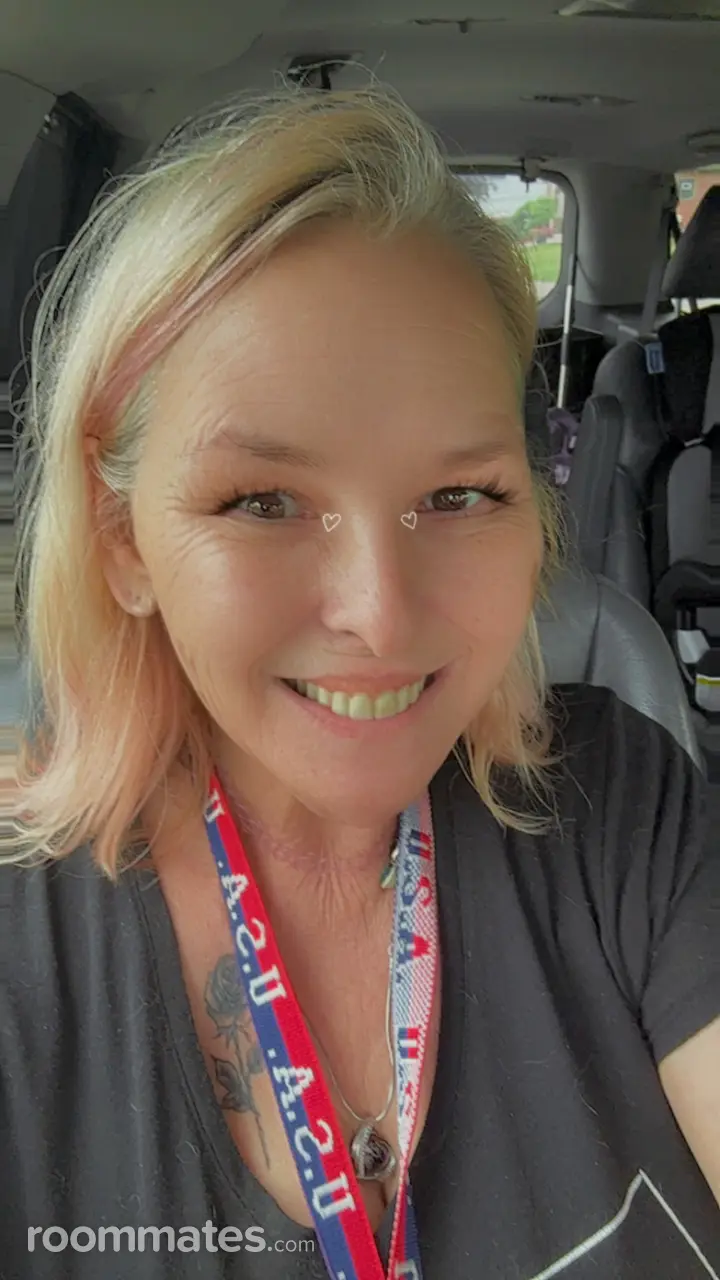 Profile photo 3 of 6