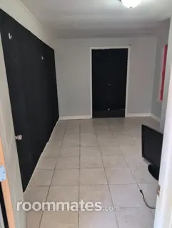 Room for rent in Dallas, TX $670, house