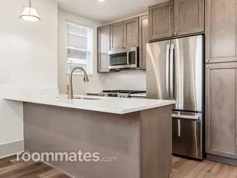 Room for rent in Columbus, OH $800, house