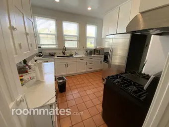 Room for rent in Los Angeles, CA $950, house