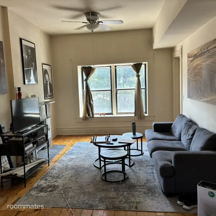 Room for rent in Chicago, IL $930, apartment