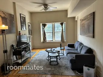 Room for rent in Chicago, IL $930, apartment