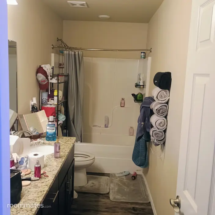 Room for rent in Gentry, AR $550, house