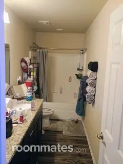 Room for rent in Gentry, AR $550, house