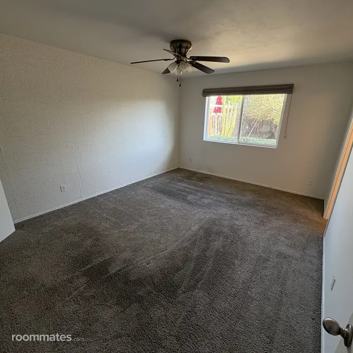 Room for rent in Tempe, AZ $767, house