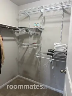 Room for rent in Austin, TX $900, condo
