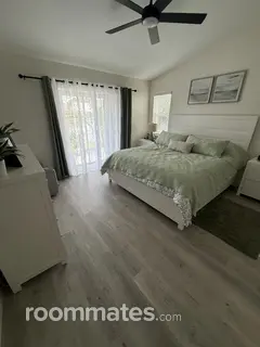 Room for rent in Naples, FL $1400, house