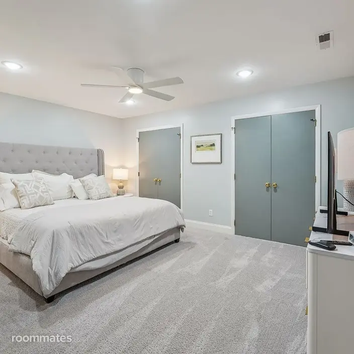 Room for rent in Charlotte, NC $1100, house