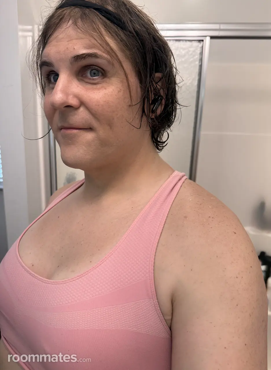 Profile photo 4 of 5
