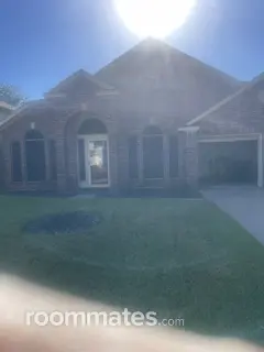 Room for rent in Missouri City, TX $1000, house