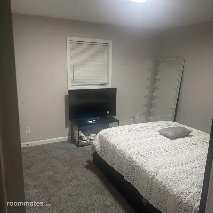 Room for rent in Conley, GA $800, house