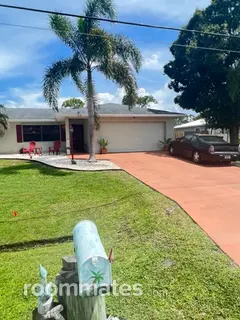 Room for rent in Port St. Lucie, FL $1200, house