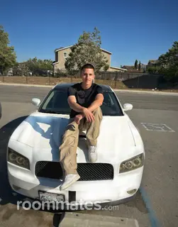Roommate looking Gilroy, CA, $1000