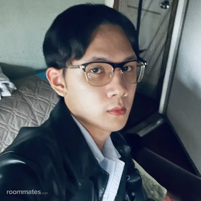 Roommate looking Fullerton, CA, $1200