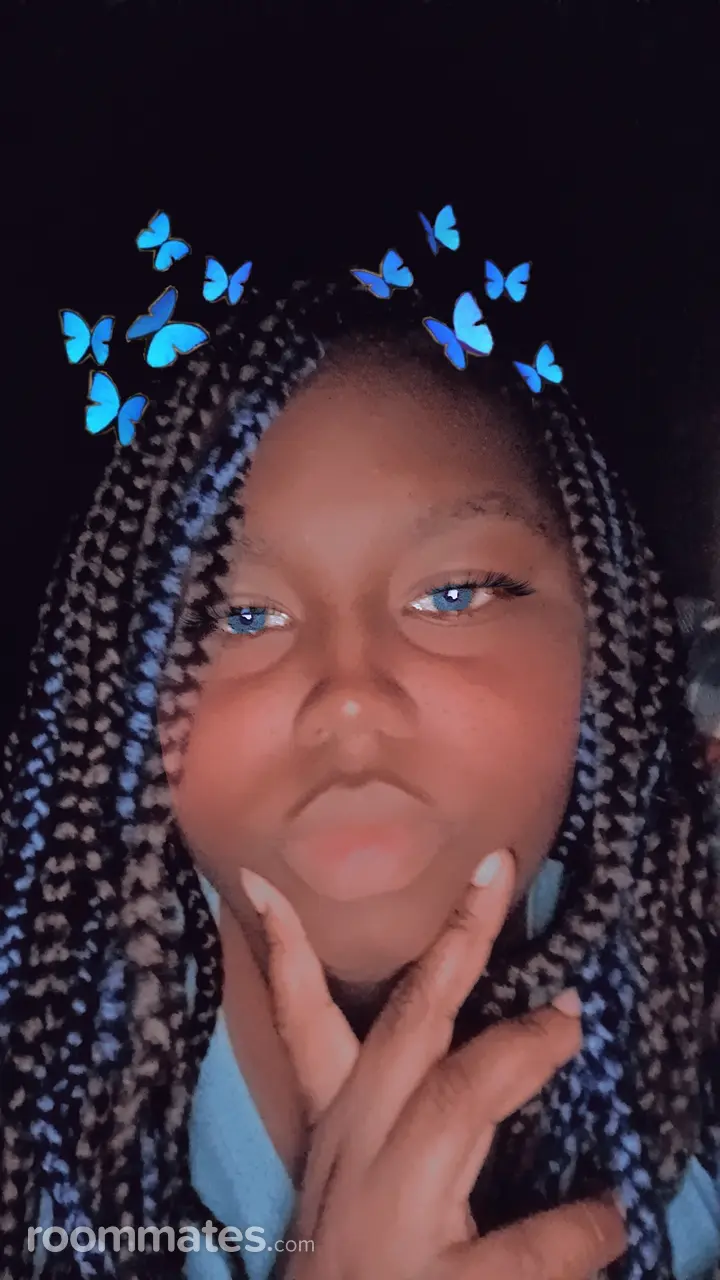 Profile photo 4 of 4