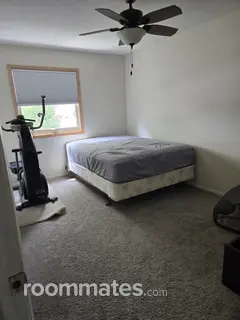 Room for rent in Apple Valley, MN $800, house