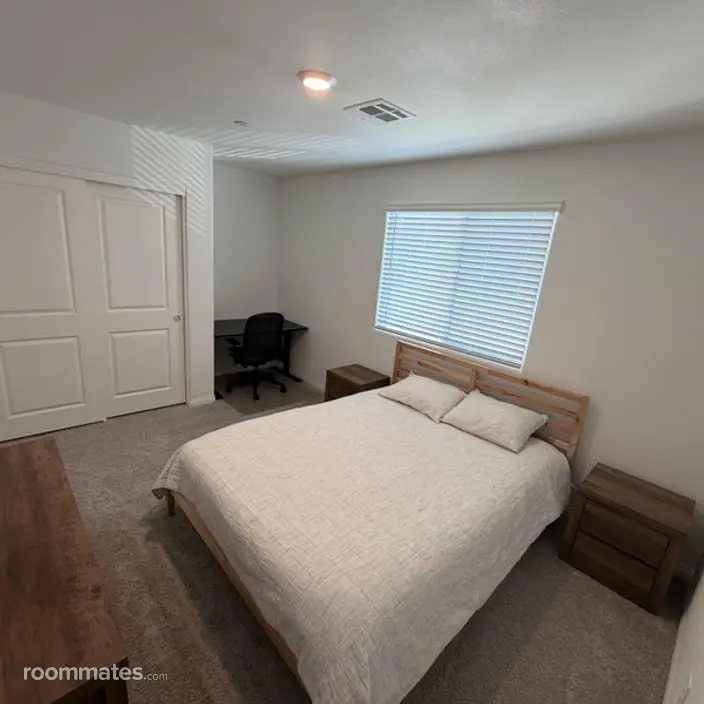 Room for rent in Las Vegas, NV $950, condo