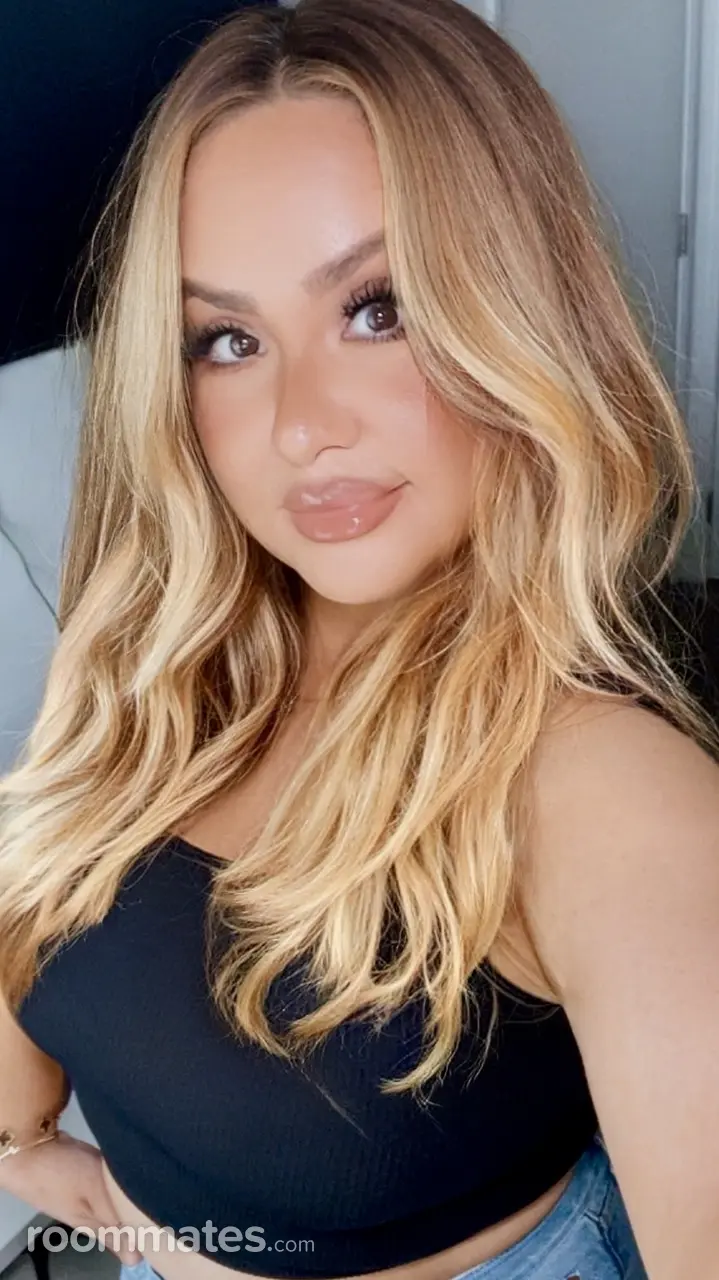 Profile photo 2 of 4