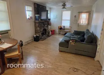 Room for rent in Menasha, WI $525, apartment
