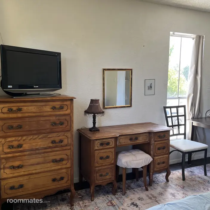Room for rent in Sacramento, CA $800, house