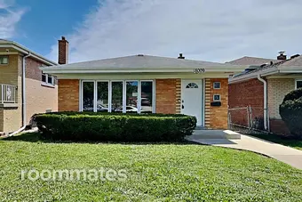 Room for rent in Burbank, IL $1000, house