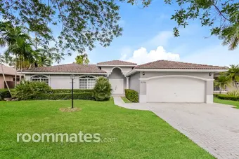 Room for rent in Miami, FL $800, house