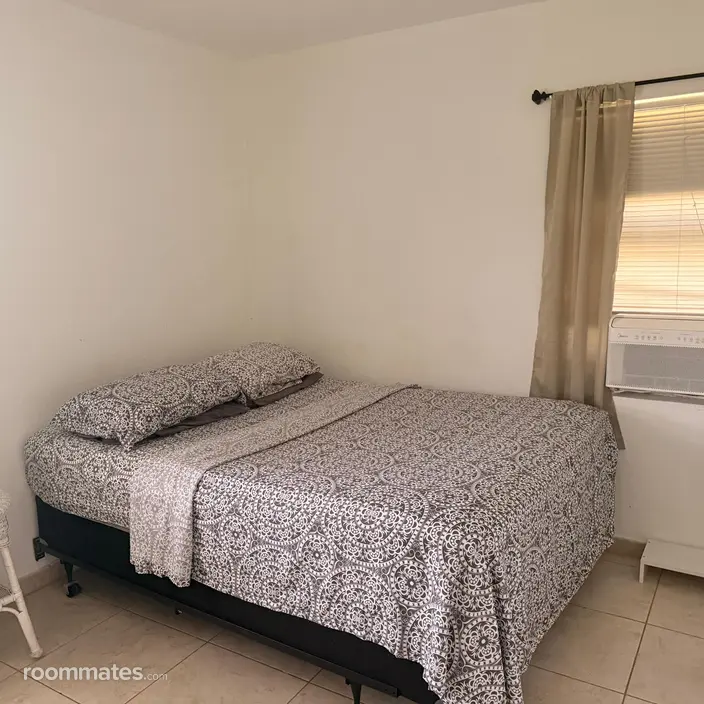 Room for rent in Orlando, FL $750, house