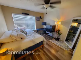 Room for rent in Tempe, AZ $1100, condo