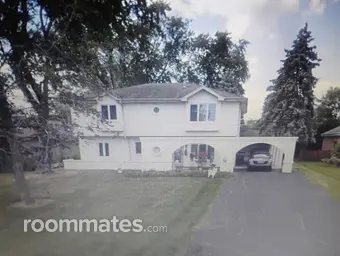 Room for rent in Hinsdale, IL $750, house