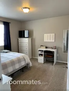 Room for rent in Colorado Springs, CO $1250, house
