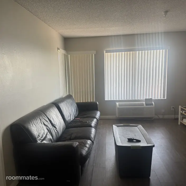 Room for rent in North Hollywood, CA $1300, apartment