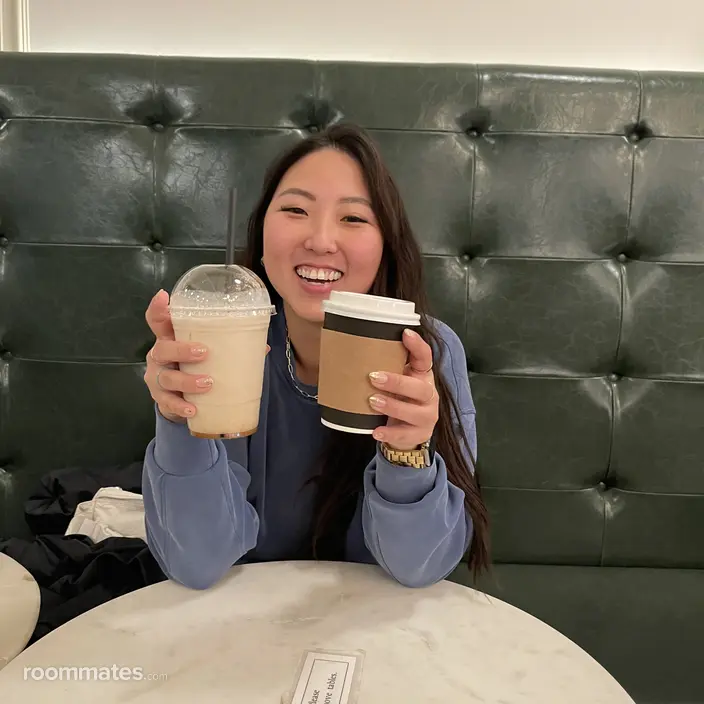 Roommate looking Cerritos, CA, $1200