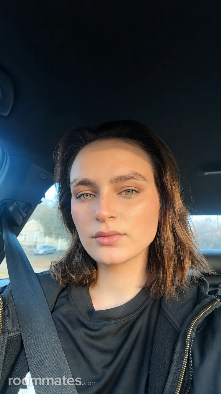 Profile photo 2 of 4