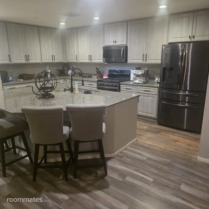 Room for rent in Henderson, NV $900, house