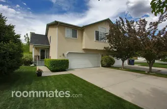 Room for rent in Sandy, UT $800, house