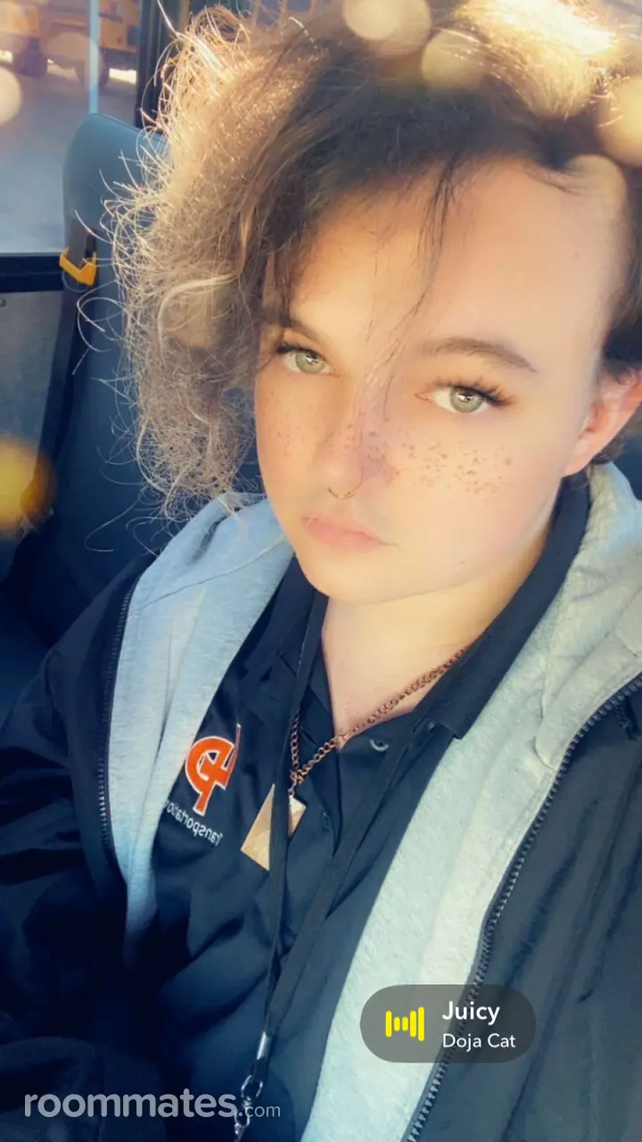 Profile photo 6 of 6