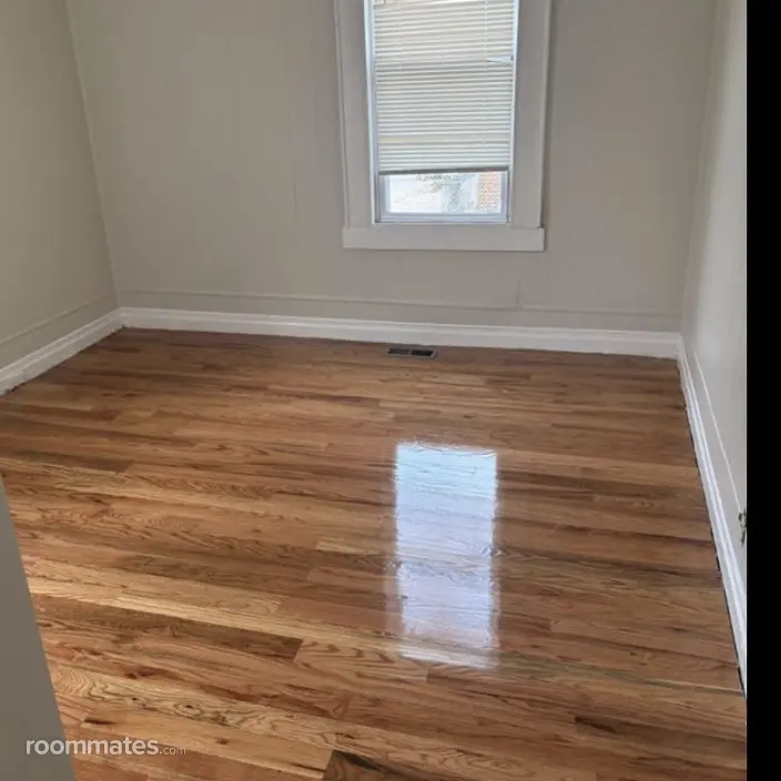 Room for rent in Newark, NJ $900, house