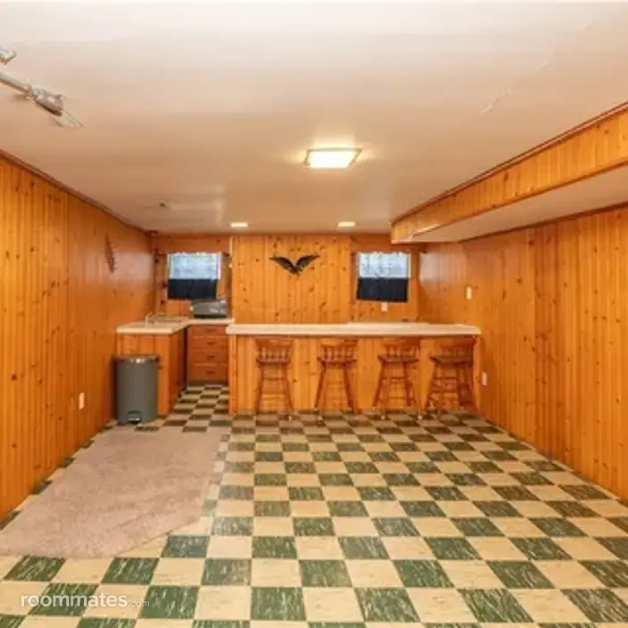 Room for rent in Alliance, OH $700, house