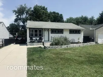 Room for rent in Eastlake, OH $750, house