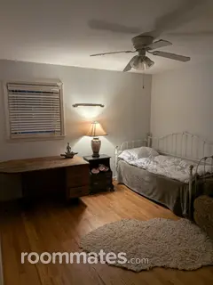 Room for rent in Spartanburg, SC $800, house
